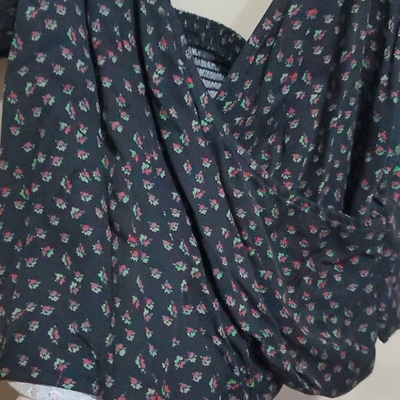 Urban outfitters crop top large - Picture 2 of 4